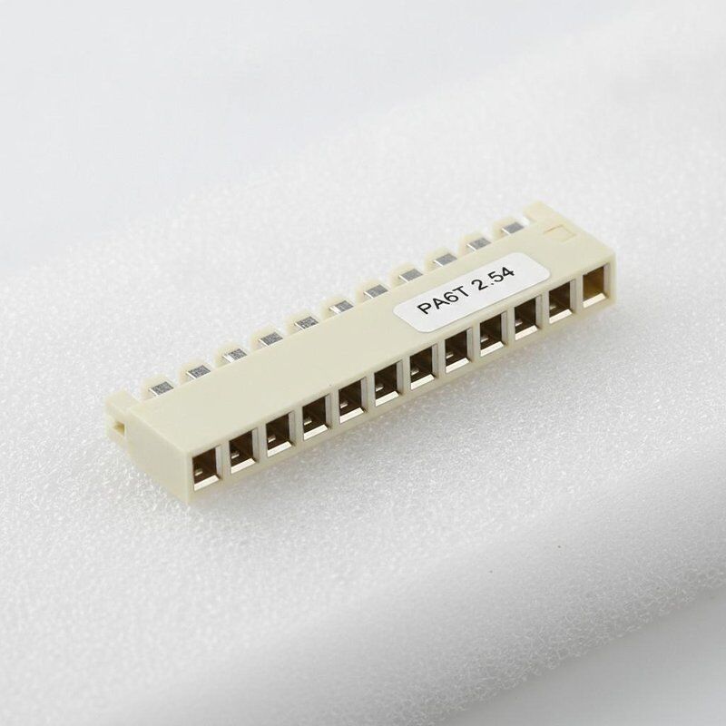 PA6T UL94V-0 Female Header Connector with 2.54mm Pitch and Brass Gold Flash Contact